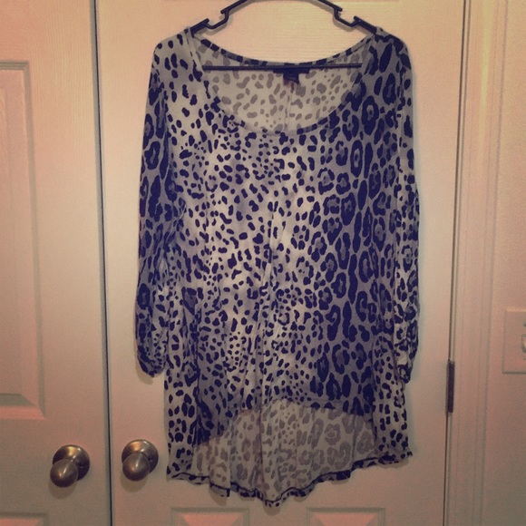 Gave Elements Gray Leopard Print Tunic - Picture 1 of 4